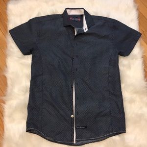 ❄️ 2 for $15 ❄️ Short sleeve Men shirt